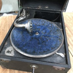 Vintage Concert Grande Portable Wind Up Gramophone Rare