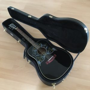 Kinsman Regular Hardshell Case for Dreadnought Acoustic Western Guitar