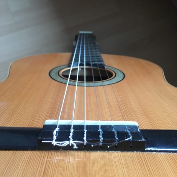 Alhambra 1973 Classical Spanish Guitar. Made in Spain.