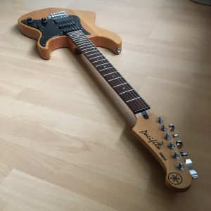 Yamaha Pacifica 112X