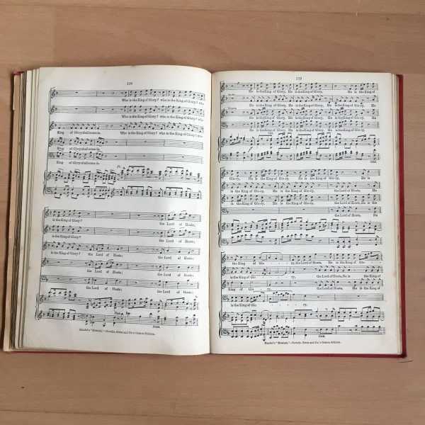 Handel: The Messiah Novello’s Edition Sacred Oratorio Vocal Score