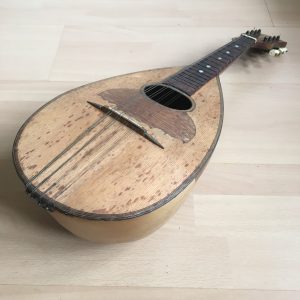Neapolitan Mandolin light bowl player late 1800s