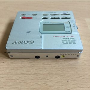 Sony MiniDisc MD Walkman MZ-R90