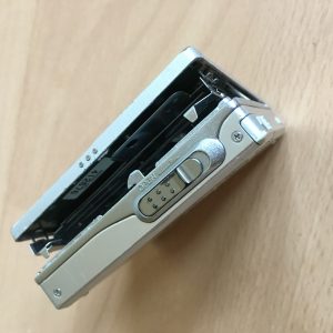 Sony MiniDisc MD Walkman MZ-R90