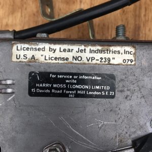 8 Track Bundle Car Stereo Tape Player LW/MW Radio + 22 x Tapes DC + Power Supply