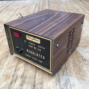 8 Track Bundle Car Stereo Tape Player LW/MW Radio + 22 x Tapes DC + Power Supply