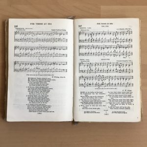 Songs of Praise Enlarged Edition with Music OUP 1953