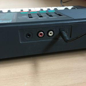 Yamaha Portasound PSS-270 electronic organ