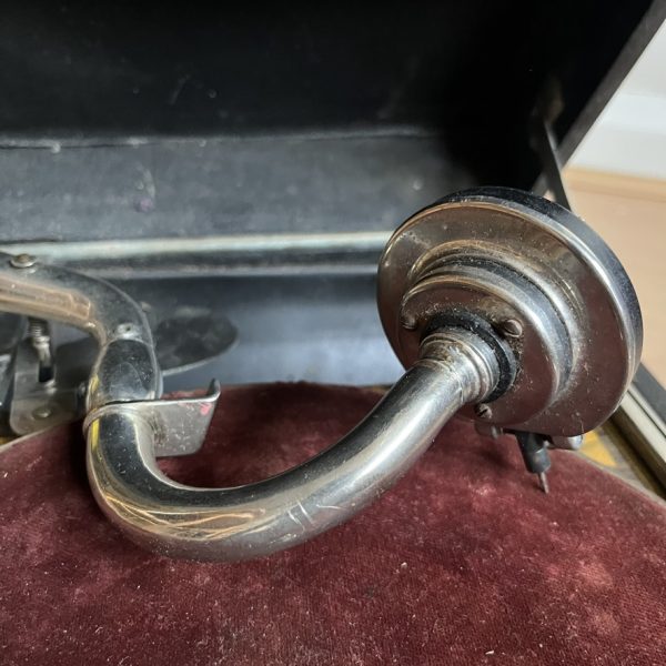 1920s Dulcetto Portable Gramophone Made in England - Image 4