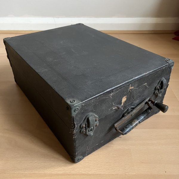 1920s Dulcetto Portable Gramophone Made in England - Image 10