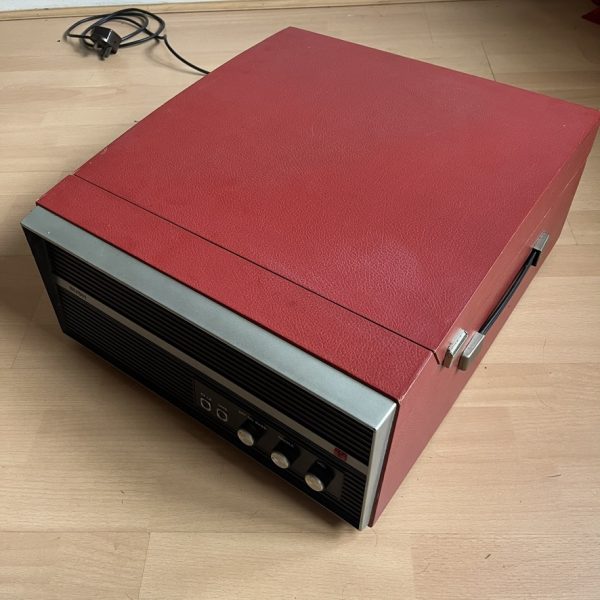 Vintage Bush RP 60 1960s Tube/Valve Record Player Red Made in Great Britain