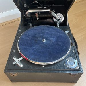 1920s Columbia 202 Picnic Gramophone Blue