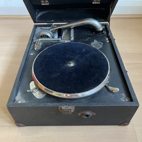 Antique 1920s Decca Crescendo Portable Wind Up Gramophone w/ BANDMASTER soundbox