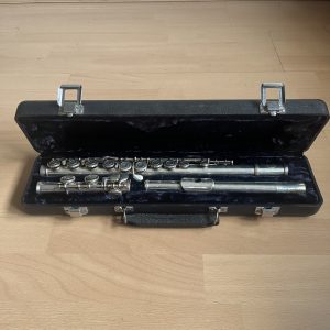 Vintage Earlham Silver Flute in Case. Engraved EARLHAM 