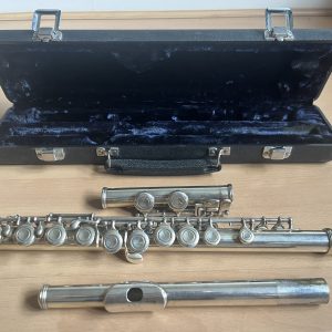 Vintage Earlham Silver Flute in Case. Engraved EARLHAM "Supervised by French Technicians"