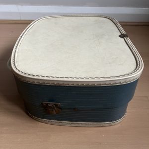1950/60s Vintage Fidelity Portable Record Player Model HF22