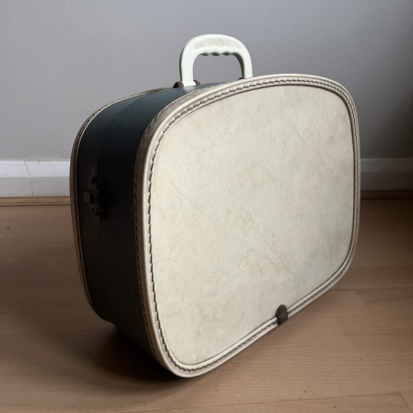 1950/60s Vintage Fidelity Portable Record Player Model HF22