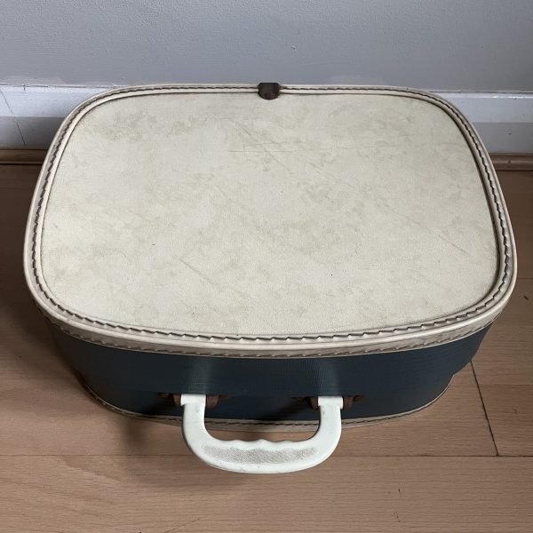 1950/60s Vintage Fidelity Portable Record Player Model HF22