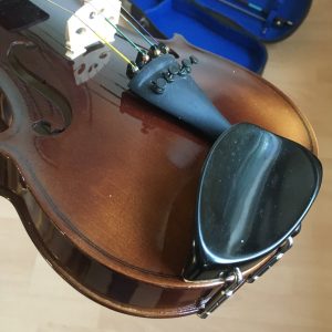 B&H 400 Series Violin cased