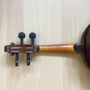 B&H 400 Series Violin cased