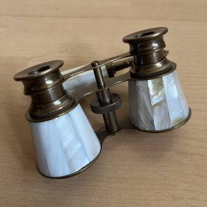Antique Victorian/Edwardian Mother of Pearl Opera Glasses