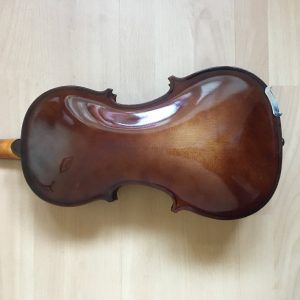 B&H 400 Series Violin cased
