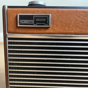 Roberts R24 Portable Transistor Radio 1983–86 MW LW UHF