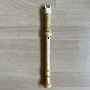 Vintage Schott's C Wooden Descant Recorder Made in England Pat No.692491