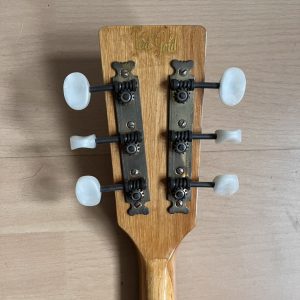 feil gold 6-string balaleika made in east germany