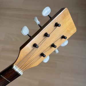 feil gold 6-string balaleika made in east germany