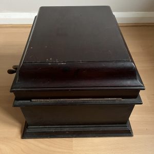 Vintage 1930s The Saville Triumph Gramophone Table Top Rare Wood Green, London