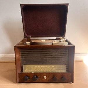 1950s PHILIPS 532A Tabletop Valve Radiogram