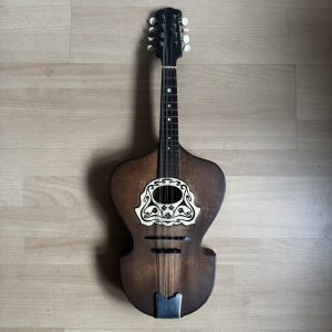 Viennese College of Music mandolin with white Art Nouveau pickguard